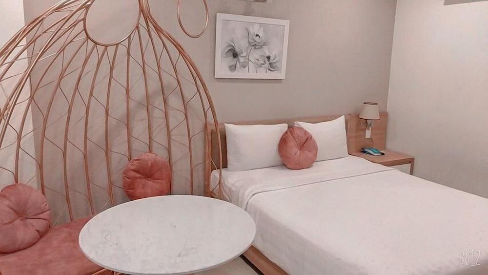 Khách sạn Bella Bai Sau 2*
